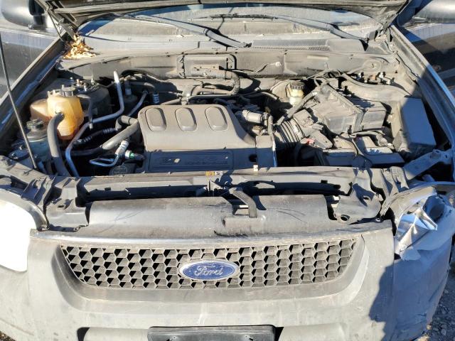 Photo 7 from auction – 2004 FORD ESCAPE XLS with VIN 1FMYU92144KA41822