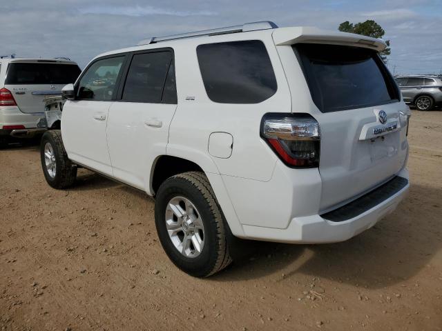 Photo 3 from auction – 2018 TOYOTA 4RUNNER SR with VIN JTEZU5JR0J5166864