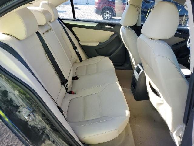 Photo 6 from auction – 2011 VOLKSWAGEN JETTA SEL with VIN 3VWLX7AJ0BM332297