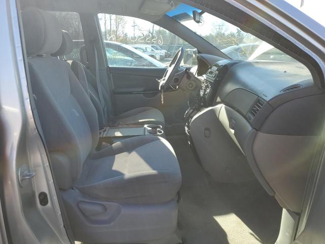 Photo 5 from auction – 2004 TOYOTA SIENNA CE with VIN 5TDZA23C04S200725