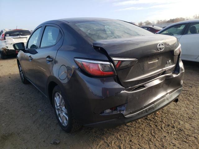 Photo 3 from auction – 2016 SCION SCION with VIN 3MYDLBZV9GY137037