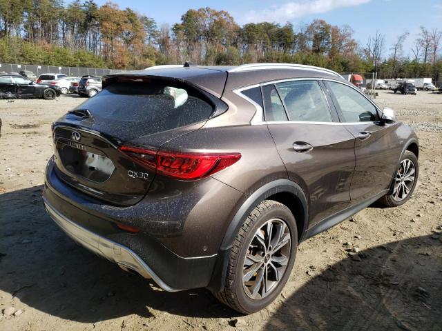 Photo 4 from auction – 2017 INFINITI QX30 BASE with VIN SJKCH5CRXHA030705