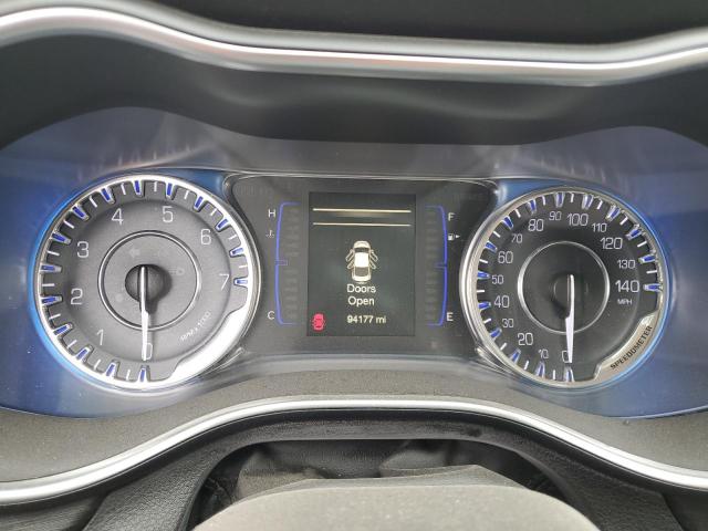 Photo 9 from auction – 2016 CHRYSLER 200 LIMITE with VIN 1C3CCCAB4GN175505