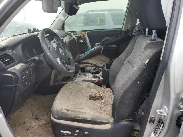 Photo 5 from auction – 2016 TOYOTA 4RUNNER SR with VIN JTEZU5JR5G5140429