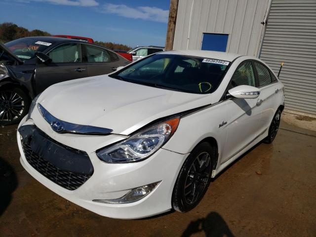 Photo 2 from auction – 2013 HYUNDAI SONATA HYB with VIN KMHEC4A47DA090555