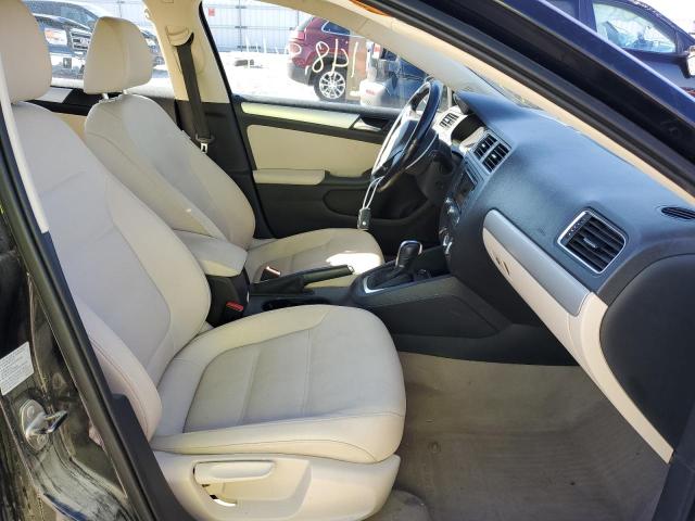 Photo 5 from auction – 2011 VOLKSWAGEN JETTA SEL with VIN 3VWLX7AJ0BM332297