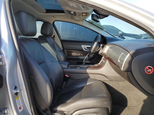 Photo 5 from auction – 2013 JAGUAR XF with VIN SAJWA0ES8DPS98409