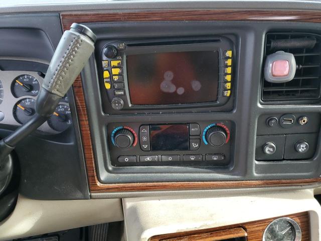 Photo 9 from auction – 2003 CADILLAC ESCALADE with VIN 3GYFK66N03G263089