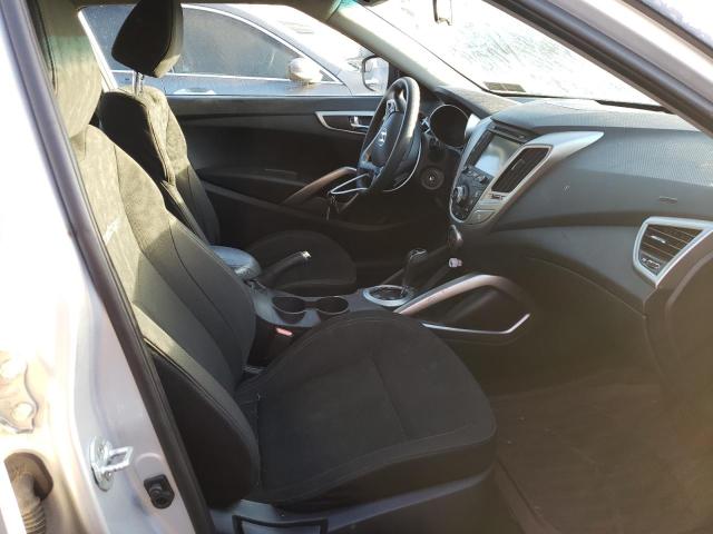 Photo 5 from auction – 2016 HYUNDAI VELOSTER with VIN KMHTC6AD6GU266842