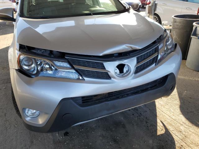 Photo 9 from auction – 2015 TOYOTA RAV4 LIMIT with VIN JTMDFREV4FJ015256