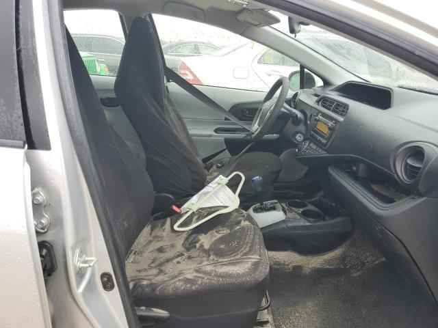 Photo 5 from auction – 2012 TOYOTA PRIUS C with VIN JTDKDTB36C1015512