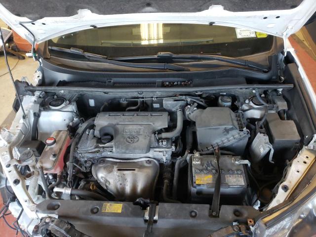 Photo 7 from auction – 2015 TOYOTA RAV4 LE with VIN JTMBFREVXFD134404