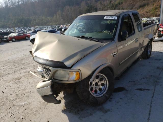 Photo 2 from auction – 2000 FORD F150 with VIN 2FTRX18L3YCA57174