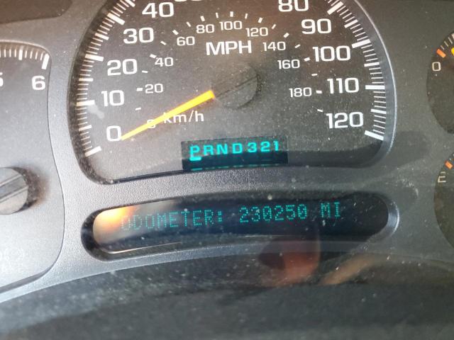 Photo 8 from auction – 2004 CHEVROLET SILVERADO with VIN 2GCEC19T241404010