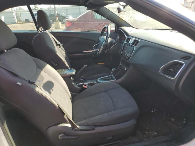 Photo 5 from auction – 2012 CHRYSLER 200 TOURIN with VIN 1C3BCBEB8CN218592