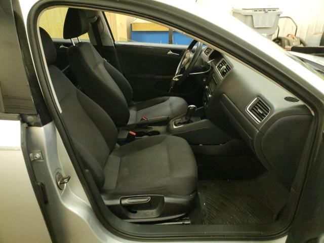 Photo 5 from auction – 2011 VOLKSWAGEN JETTA with VIN 3VW2K7AJ3BM016693