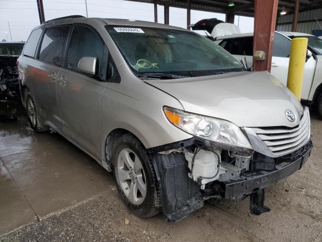 Photo 1 from auction – 2017 TOYOTA SIENNA LE with VIN 5TDKZ3DC6HS851796