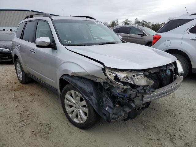 SUBARU FORESTER L 2011 with VIN JF2SHAECXBH720616 - Photo from auction