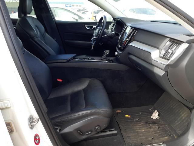 Photo 5 from auction – 2018 VOLVO XC60 T5 with VIN LYV102RK9JB087440