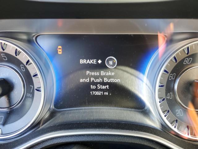 Photo 8 from auction – 2015 CHRYSLER 300 LIMITE with VIN 2C3CCAAG5FH786974