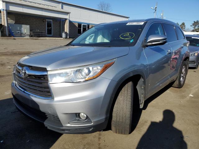 Photo 2 from auction – 2015 TOYOTA HIGHLANDER with VIN 5TDJKRFH5FS094429