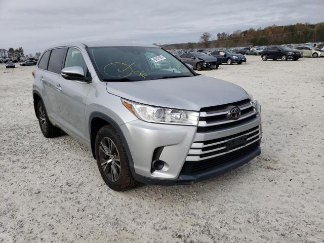 TOYOTA HIGHLANDER 2018 with VIN 5TDBZRFH4JS844170 - Photo from auction