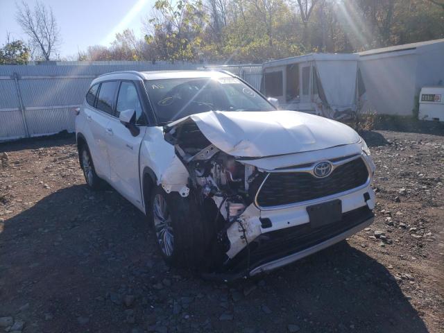 TOYOTA HIGHLANDER 2021 with VIN 5TDEBRCH0MS030432 - Photo from auction