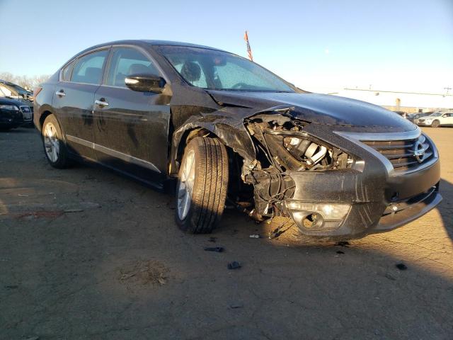NISSAN ALTIMA 2.5 2015 with VIN 1N4AL3AP7FN357640 - Photo from auction