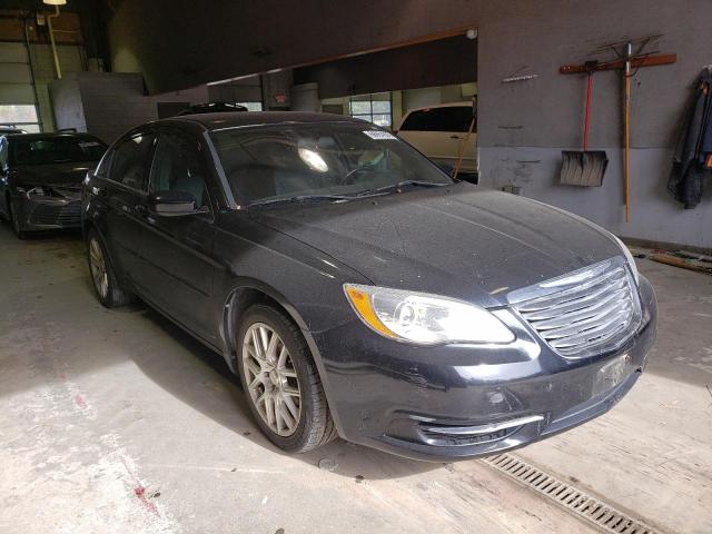 CHRYSLER 200 TOURIN 2013 مع رقم تعريف المركبة 1C3CCBBB3DN666071 - صورة من المزاد