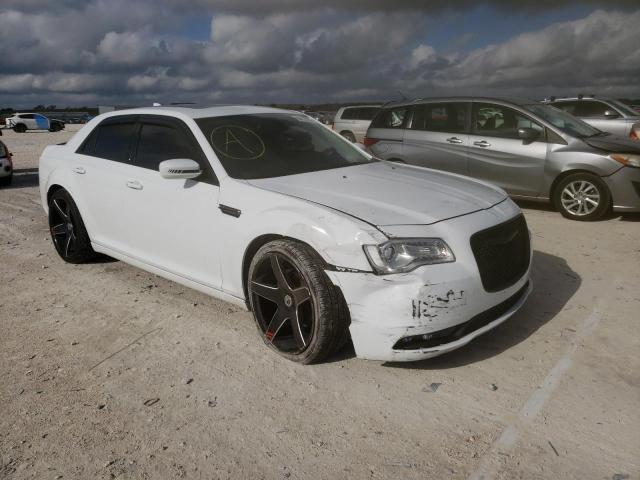 CHRYSLER 300 LIMITE 2016 with VIN 2C3CCAAGXGH208161 - Photo from auction