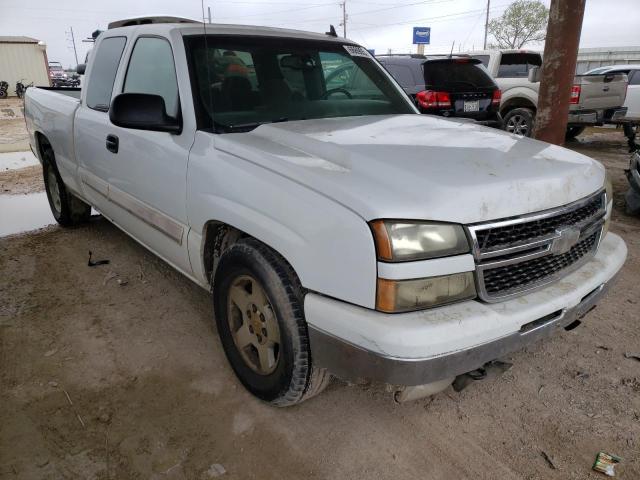 CHEVROLET SILVERADO 2006 with VIN 1GCEC19T26Z114439 - Photo from auction