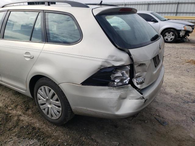 Photo 9 from auction – 2011 VOLKSWAGEN JETTA S with VIN 3VWPZ7AJXBM689725