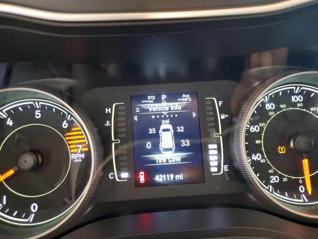 Photo 8 from auction – 2019 JEEP CHEROKEE L with VIN 1C4PJMLB3KD335037