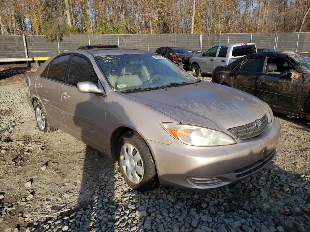 TOYOTA CAMRY LE 2003 with VIN 4T1BE32K83U212504 - Photo from auction