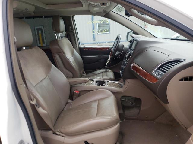 Photo 5 from auction – 2012 CHRYSLER TOWN & COU with VIN 2C4RC1GG1CR192255