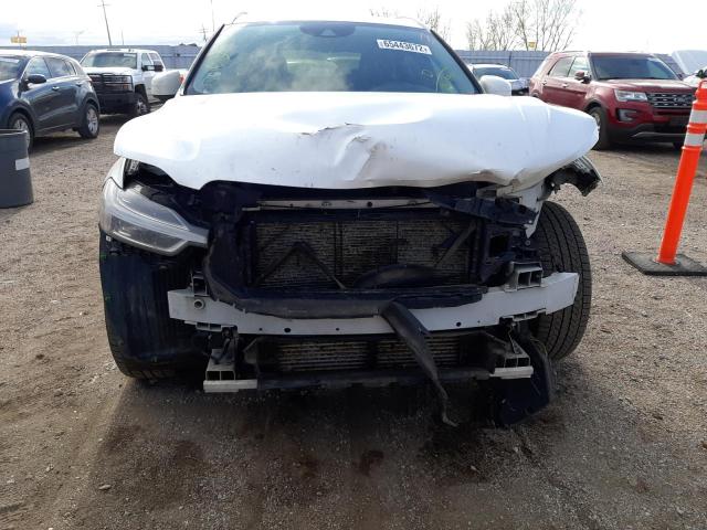Photo 9 from auction – 2018 VOLVO XC60 T5 with VIN LYV102RK9JB087440