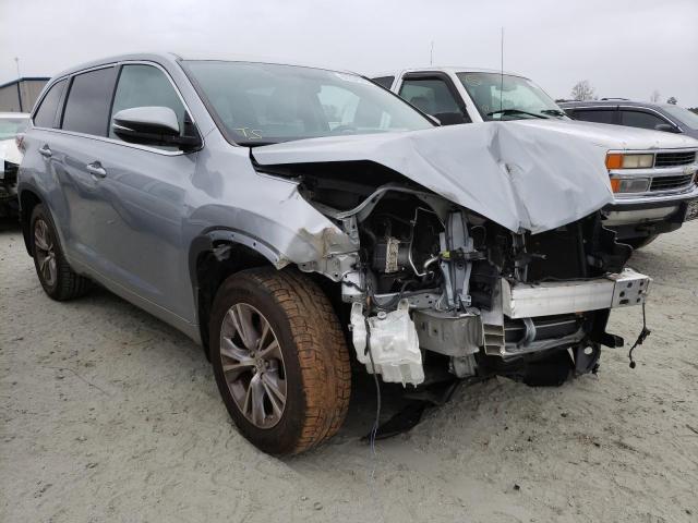TOYOTA HIGHLANDER 2015 with VIN 5TDZKRFHXFS052907 - Photo from auction