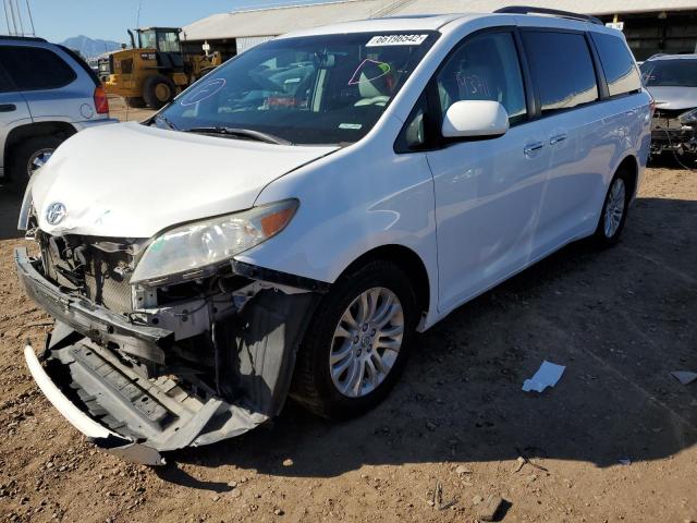 Photo 2 from auction – 2012 TOYOTA SIENNA XLE with VIN 5TDYK3DC2CS262476