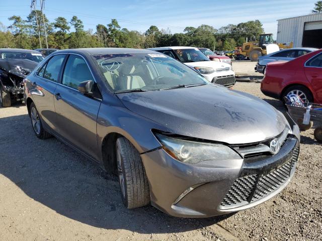 TOYOTA CAMRY SE 2015 with VIN 4T1BF1FKXFU980176 - Photo from auction