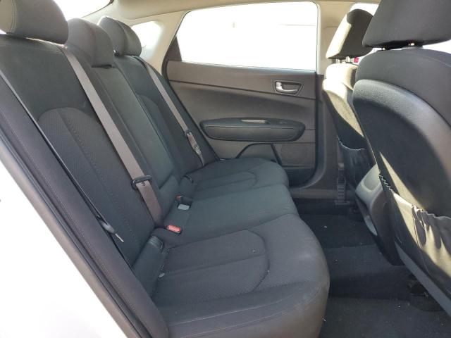 Photo 6 from auction – 2016 KIA OPTIMA LX with VIN KNAGT4L3XG5074829