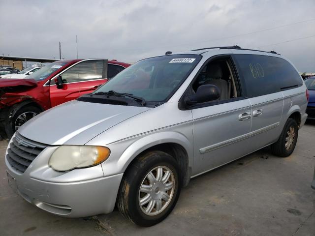 Photo 1 from auction – 2005 CHRYSLER TOWN & COU with VIN 2C4GP54L05R441149
