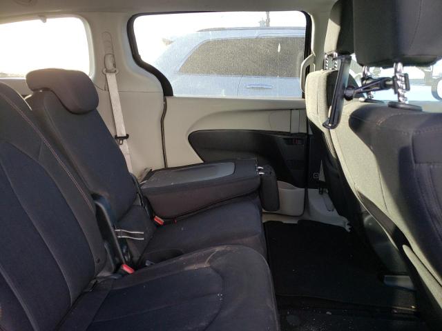 Photo 6 from auction – 2017 CHRYSLER PACIFICA T with VIN 2C4RC1DG5HR592640
