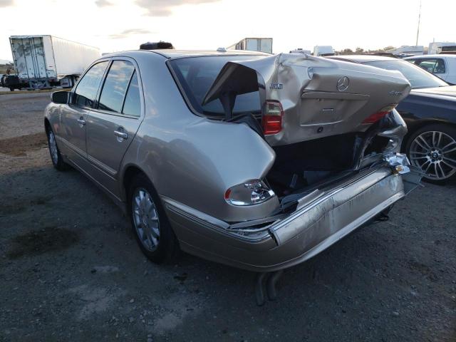 Photo 3 from auction – 2000 MERCEDES-BENZ E 320 4MAT with VIN WDBJF82J0YX033878