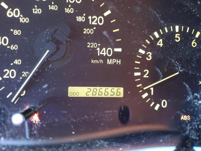 Photo 8 from auction – 2000 LEXUS RX 300 with VIN JT6HF10U3Y0112241