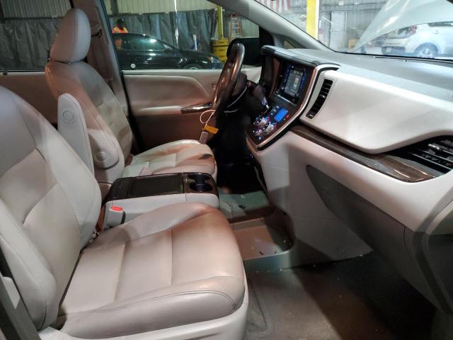 Photo 5 from auction – 2016 TOYOTA SIENNA XLE with VIN 5TDYK3DC0GS702913