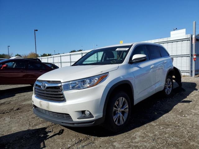 Photo 2 from auction – 2015 TOYOTA HIGHLANDER with VIN 5TDBKRFH7FS185738