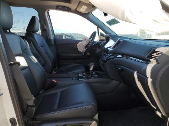 Photo 5 from auction – 2019 HONDA RIDGELINE with VIN 5FPYK3F71KB013242