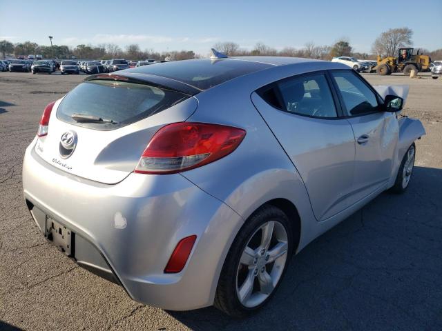 Photo 4 from auction – 2013 HYUNDAI VELOSTER with VIN KMHTC6AD4DU165455