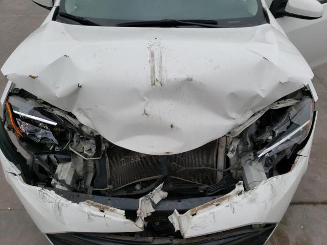 Photo 11 from auction – 2017 TOYOTA COROLLA L with VIN 5YFBURHE2HP626684