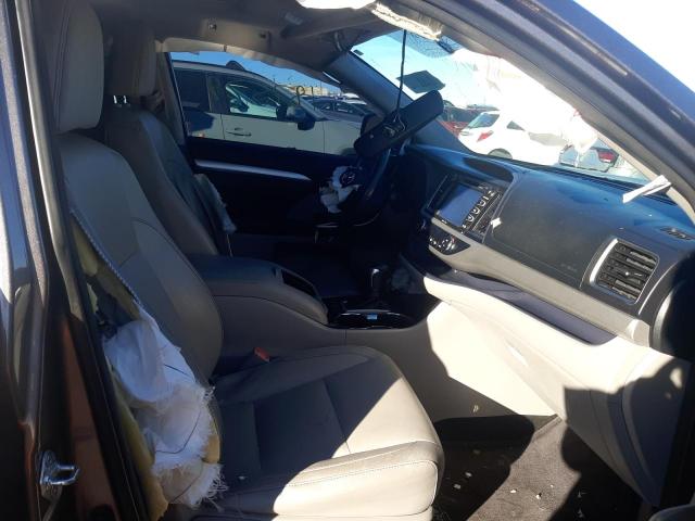 Photo 5 from auction – 2014 TOYOTA HIGHLANDER with VIN 5TDKKRFH9ES010437